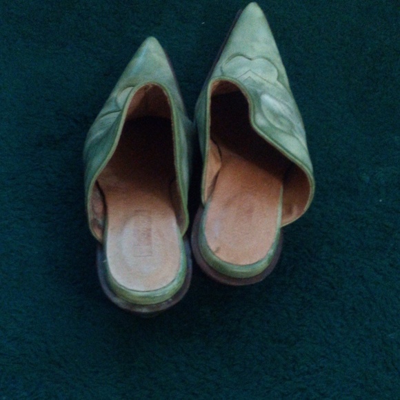 A pair of pre-owned Women's Sonora leather short hill's - Picture 2 of 8